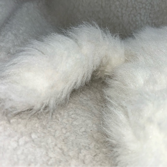 Playful Pals plush kitty plush laying 17" white fluffy blue eyes Mervyn's - Picture 10 of 10